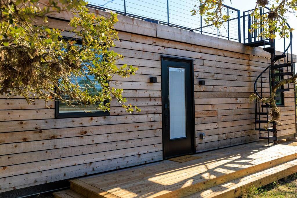 New! The Texas Longhorn-Luxury Container Home Fredericksburg Exteriör bild